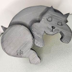 Napping grey kitty shelf hanger hidey hole wooden sculpture art handcraft signed